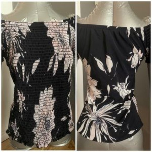 Like NEW🌺Made in🇨🇦FL Off Shoulders Shirred Top - Picture 8 of 17